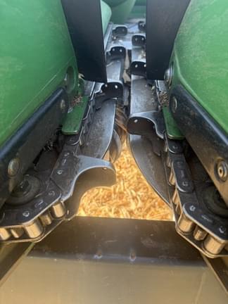 Image of John Deere C12F equipment image 1