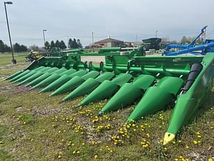 Main image John Deere C12F 1