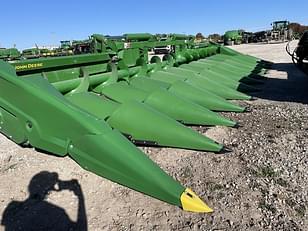 Main image John Deere C12F 6