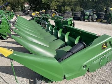 Main image John Deere C12F