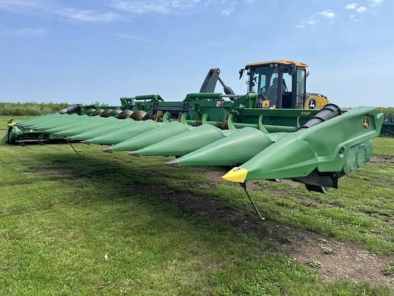 Image of John Deere C12F Primary image