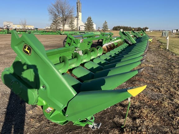 Main image John Deere C12F