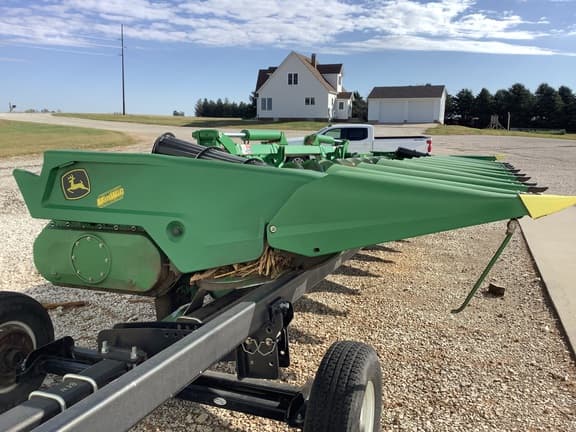 Image of John Deere C12F equipment image 1