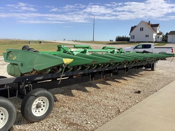 Image of John Deere C12F Primary image