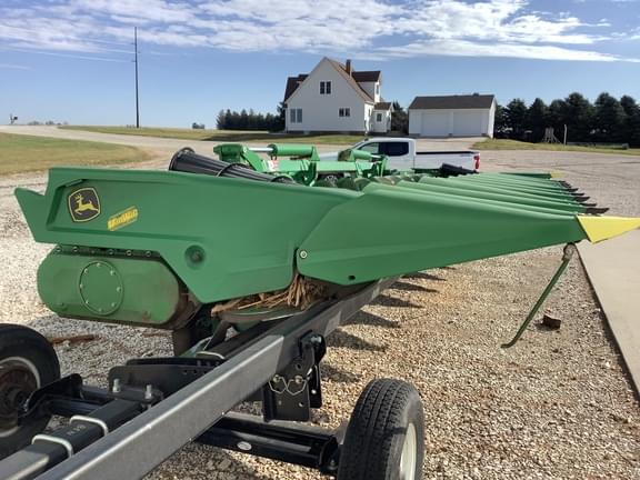 Image of John Deere C12F equipment image 1