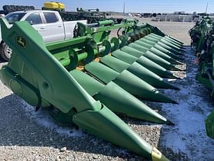 Main image John Deere C12F 1