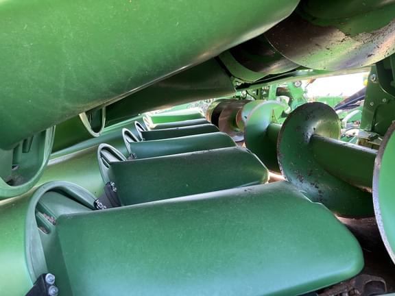 Image of John Deere C12F equipment image 1