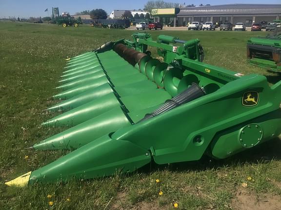 Image of John Deere C12F equipment image 3