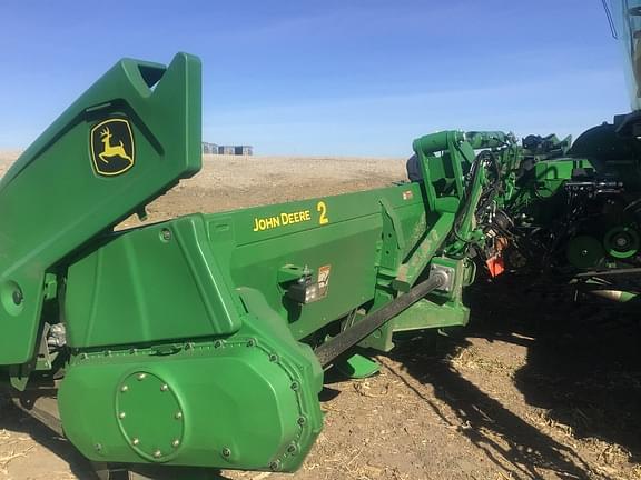 Image of John Deere C12F equipment image 3