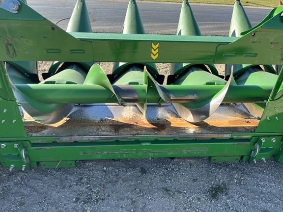 Image of John Deere C12F equipment image 3