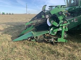 Main image John Deere C12F 1