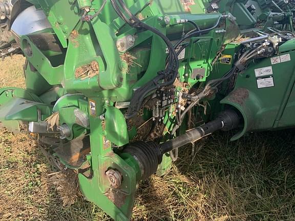 Image of John Deere C12F equipment image 2