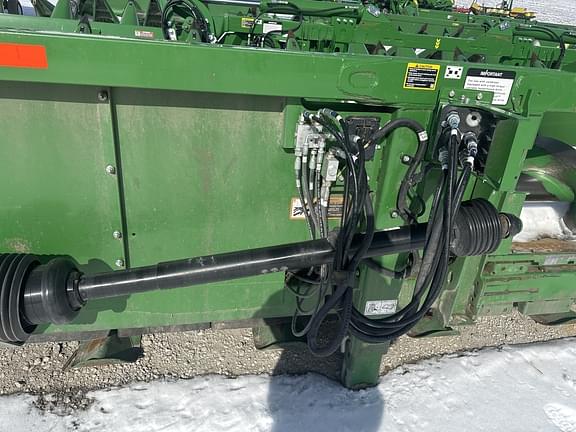 Image of John Deere C12R equipment image 3