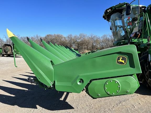 Image of John Deere C12R equipment image 1