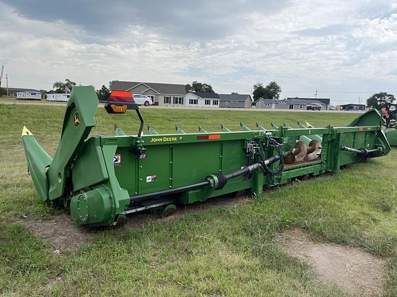 Image of John Deere C12R equipment image 2