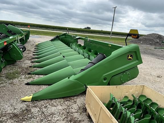 Image of John Deere C12R equipment image 1