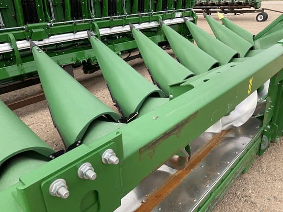Image of John Deere C12R equipment image 3