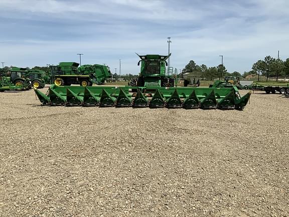 Image of John Deere C12R equipment image 2