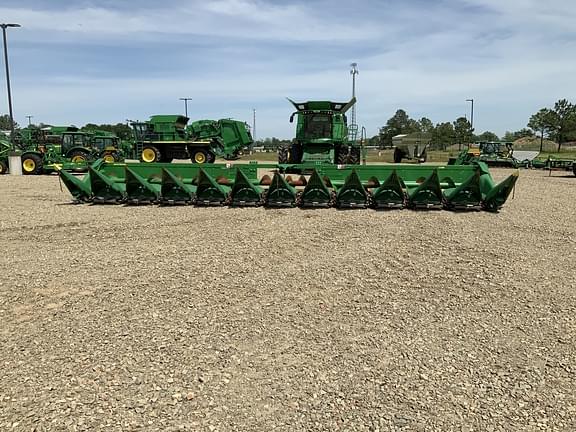 Image of John Deere C12R equipment image 2