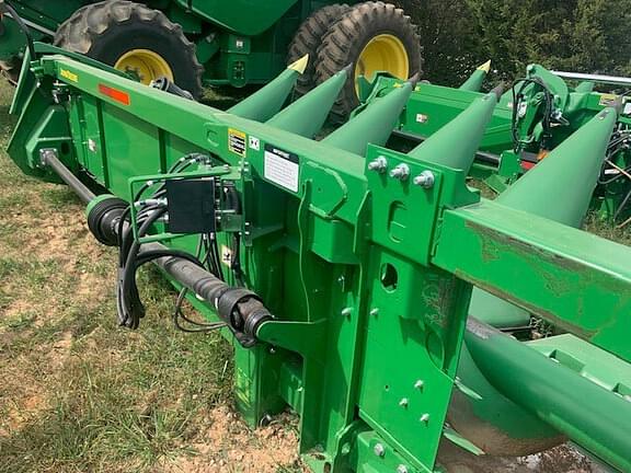 Image of John Deere C12R equipment image 4