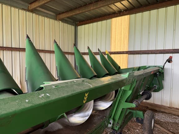 Image of John Deere C12R equipment image 2