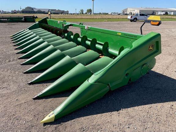Image of John Deere C12R Primary image