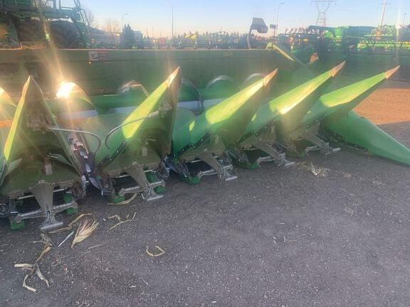 Image of John Deere C12R equipment image 4