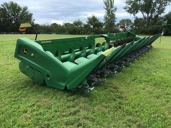 Image of John Deere C12R Primary image
