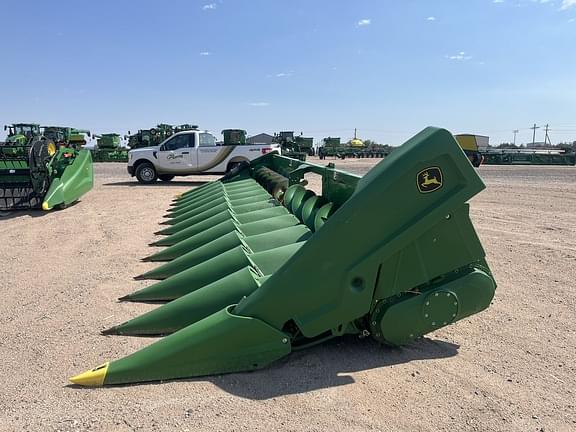 Image of John Deere C12R Primary image