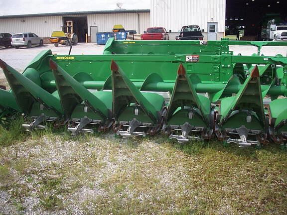 Image of John Deere C12R equipment image 3