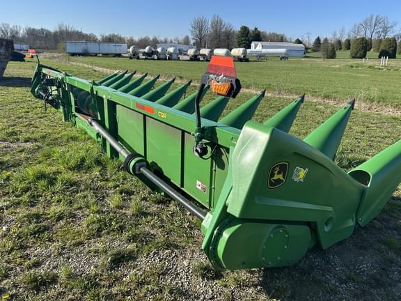 Image of John Deere C12R equipment image 1