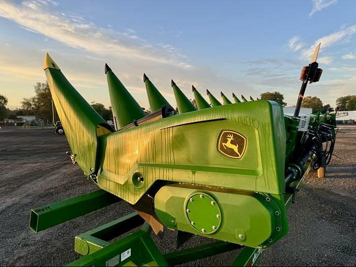 Image of John Deere C12R Primary image