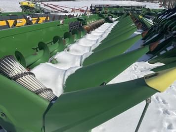 Main image John Deere C12R