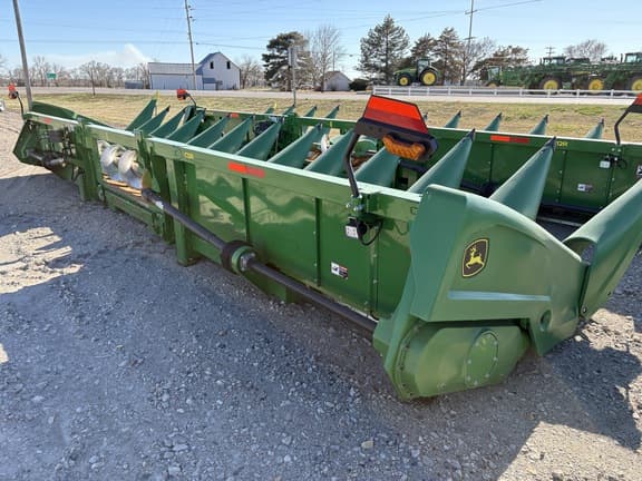 Image of John Deere C12R equipment image 2