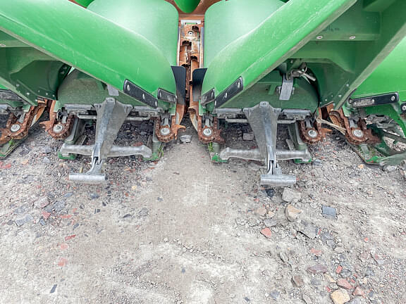 Image of John Deere C12R equipment image 2