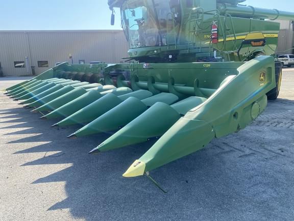 Image of John Deere C12R Primary image