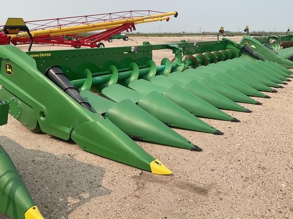 Image of John Deere C12R Primary image