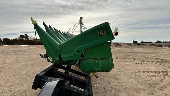 Image of John Deere C12R equipment image 4