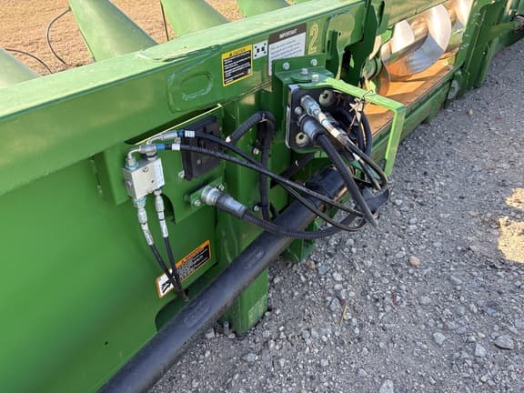 Image of John Deere C12R equipment image 4