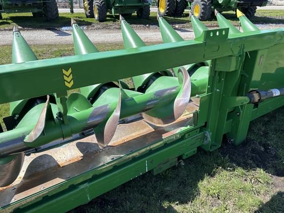 Image of John Deere C12R equipment image 1