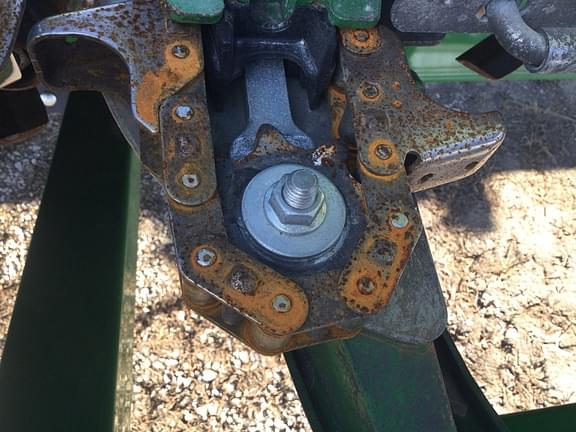 Image of John Deere C12R equipment image 3