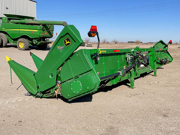 Image of John Deere C12R equipment image 4