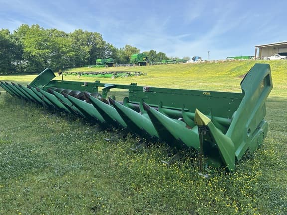 Image of John Deere C12R equipment image 3