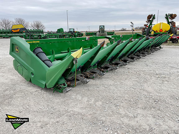 Image of John Deere C12R equipment image 2