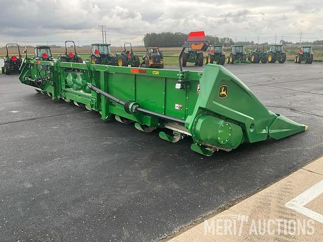 Image of John Deere C12R equipment image 3