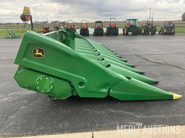 Image of John Deere C12R equipment image 4