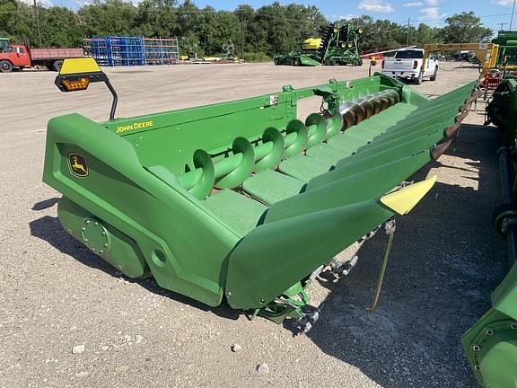 Image of John Deere C12R equipment image 4