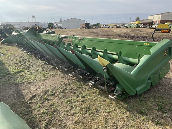 Main image John Deere C12R