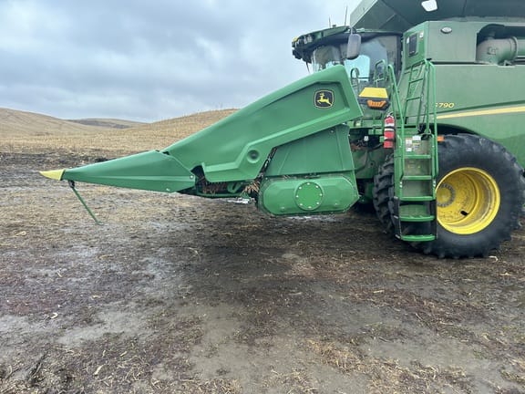 2023 John Deere C12R Equipment Image0