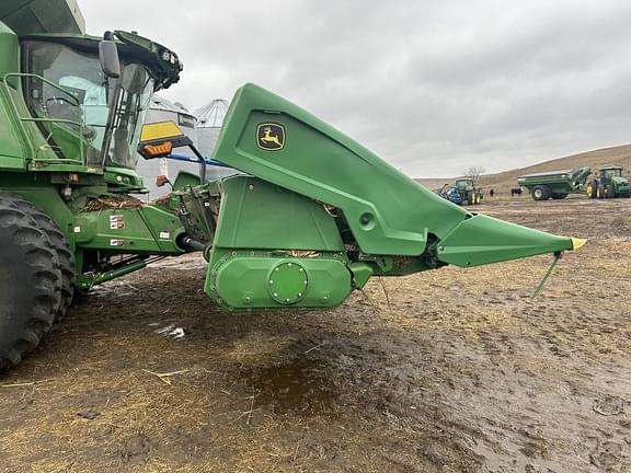 Image of John Deere C12R equipment image 1